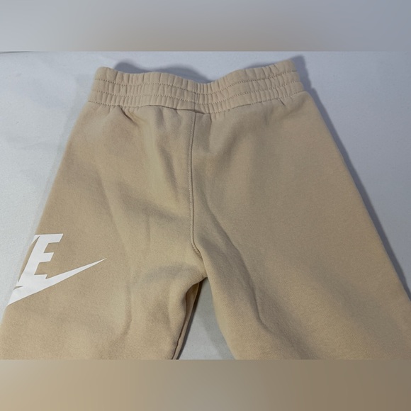 Nike Toddler Sweatsuit Set Hoodie Top Joggers Pants Beige Tan XS 4 Unisex Fleece - Picture 10 of 15